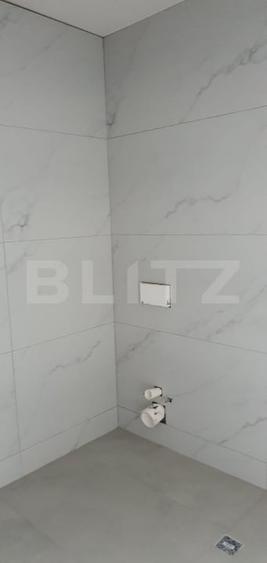 Duplex cu 3 camere cu Canalizare în Sânpetru