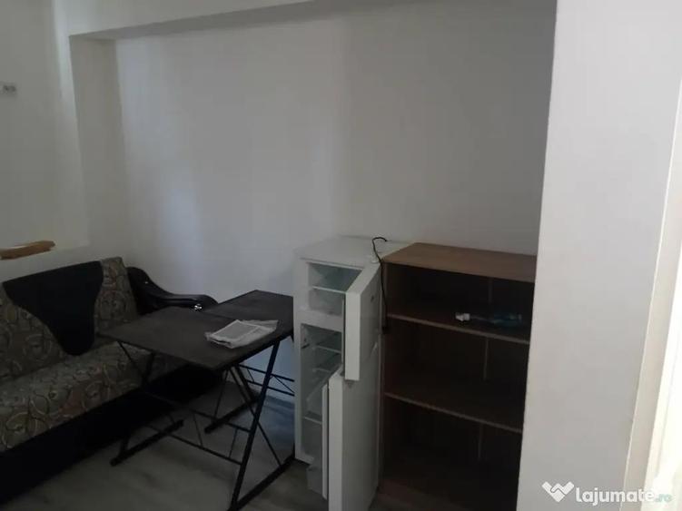 Garsonieră semidecomandată în Dărmănești