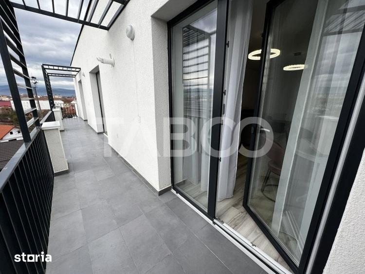 Apartament cu 4 camere decomandat în Turnișor