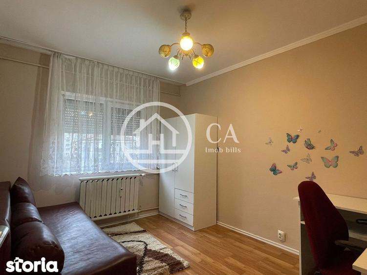 Apartament cu 3 camere decomandat în Decebal