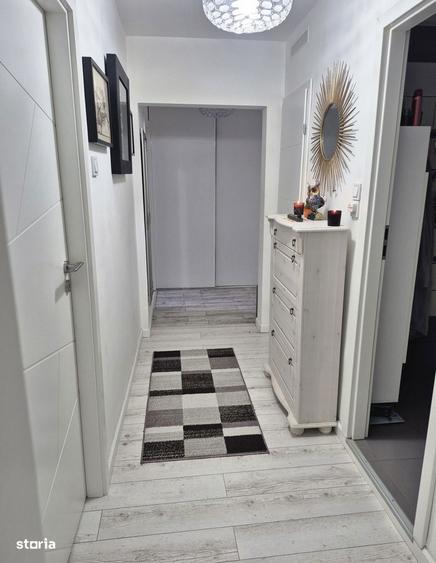 Apartament cu 2 camere decomandat, mobilat în 13 Septembrie