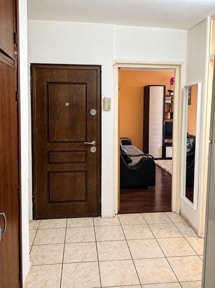 Apartament cu 2 camere decomandat, mobilat în Băneasa