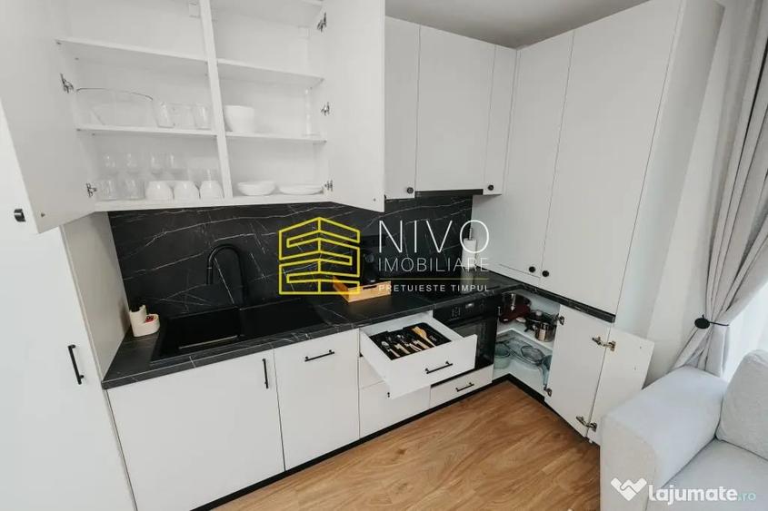 Apartament cu 3 camere decomandat în Livezeni