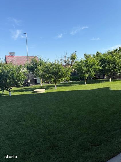 Casă cu 5 camere cu Teren 580 Mp în Central