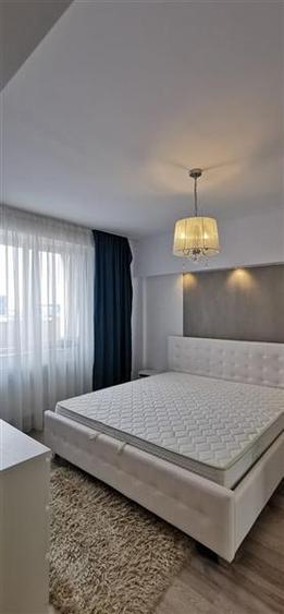 Inchiriere Penthouse cu terasa 30MP 13 Septembrie - 2