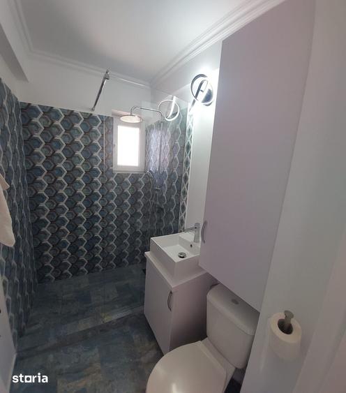 Apartament cu 2 camere decomandat în Far