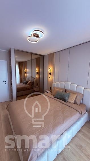 Apartament cu 3 camere semidecomandat, mobilat în Florești
