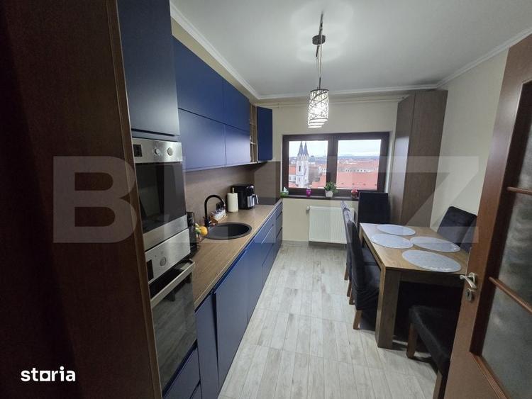 Apartament cu 4 camere decomandat în Central
