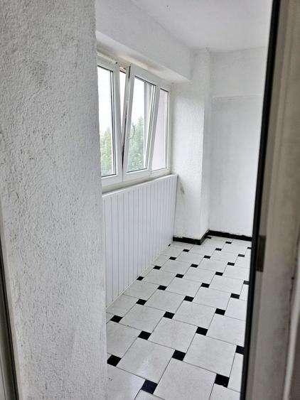 Birou, de 75 mp, în Costin Georgian