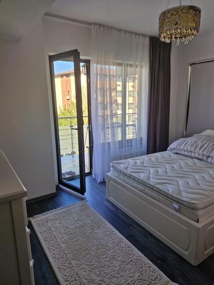 Apartament cu 3 camere decomandat, mobilat în Popas Păcurari