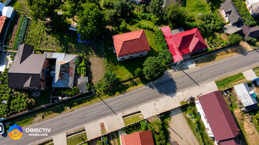 Casă individuală cu 4 camere cu Teren 1078 Mp în Borlești