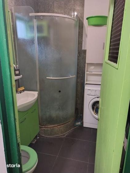 Apartament cu 3 camere în Tineretului