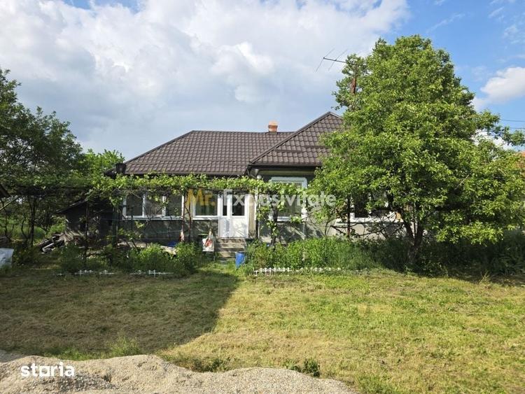 Casă cu 2 camere cu Teren 7350 Mp în Valea Vinului