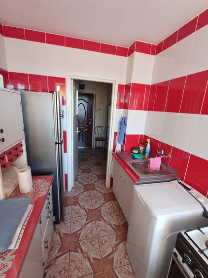 Apartament cu 2 camere semidecomandat în Alexandru Obregia