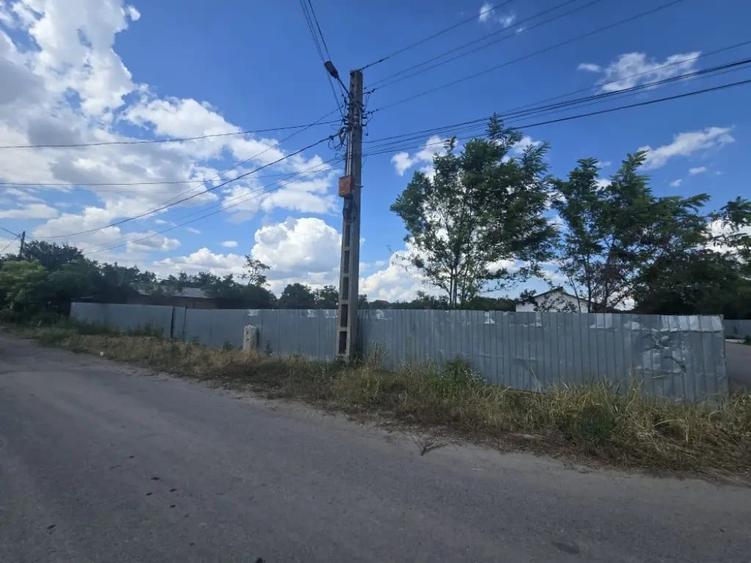 Teren de 1100 mp, în Frumușița
