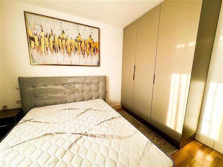 Apartament cu 3 camere semidecomandat, mobilat în Floreasca