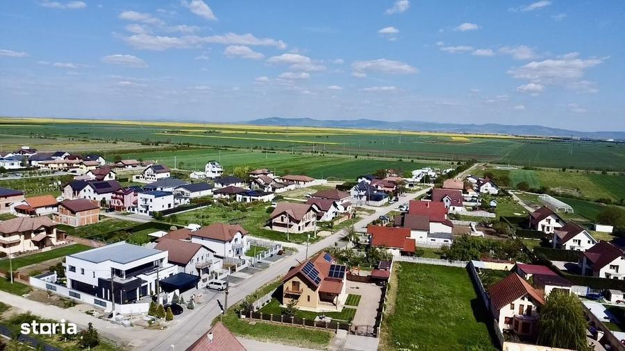 Casa frumoasa de vanzare 6 Camere in Sanleani (intra sa vezi) - 13