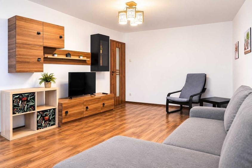 Apartament cu 2 camere decomandat în Berceni