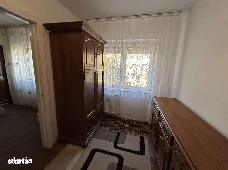 Apartament cu 2 camere semidecomandat în Grădiște