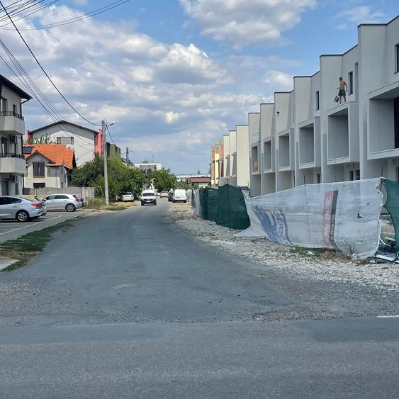 Casă individuală cu 3 camere cu Teren 250 Mp în Girocului