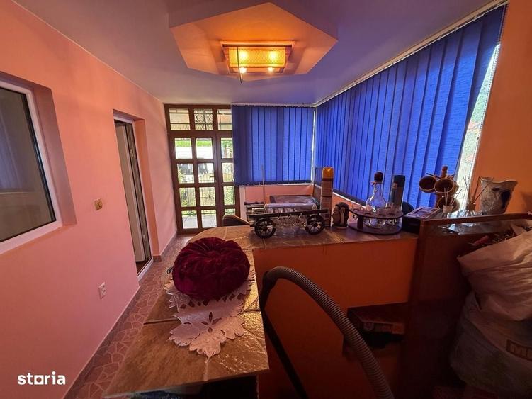 Casă cu 4 camere în Provița de Jos