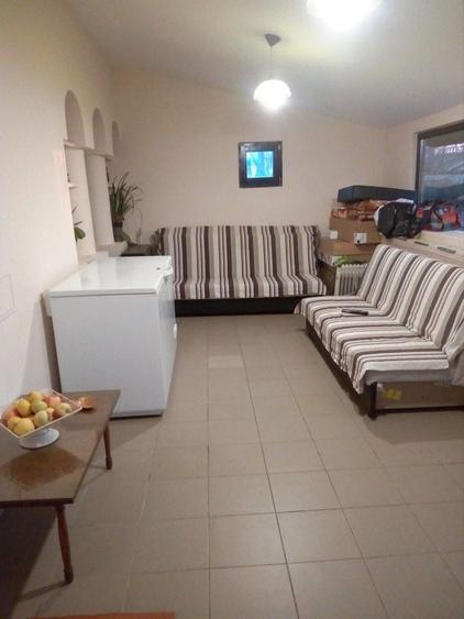 Casă cu 3 camere în Fierbinții de Jos