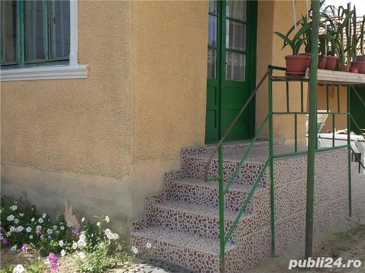 Casă cu 3 camere cu Teren 10000 Mp în Gherteniș
