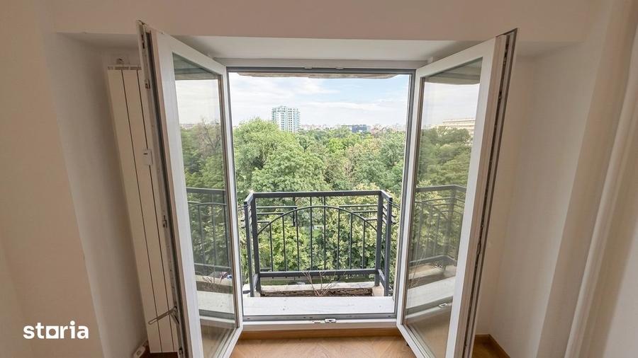 Apartament cu 3 camere decomandat în Tei