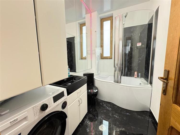 Apartament cu 2 camere semidecomandat, mobilat în Șelimbăr