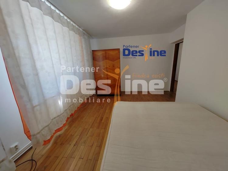 Casă individuală cu 6 camere cu Garaj în Copou