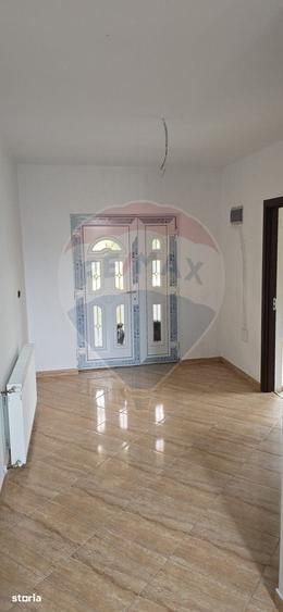 Casa de vanzare in Horodnic de Sus - 12