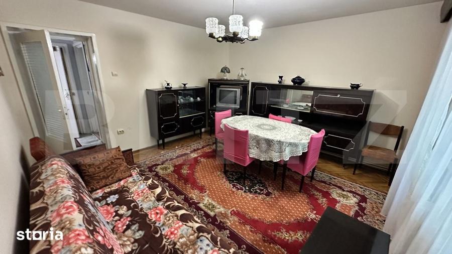Apartament cu 3 camere decomandat în Central