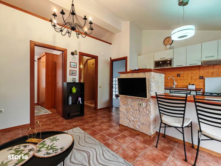 Apartament cu 2 camere, mobilat în Faleza Nord