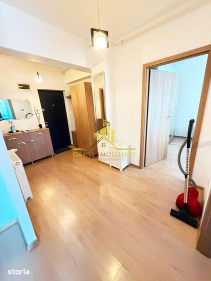 Apartament cu 2 camere semidecomandat, mobilat în Bună Ziua