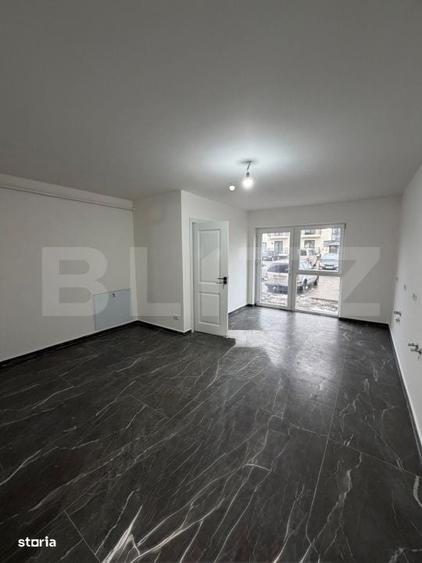 Spațiu comercial, de 32 mp, în Lisaura