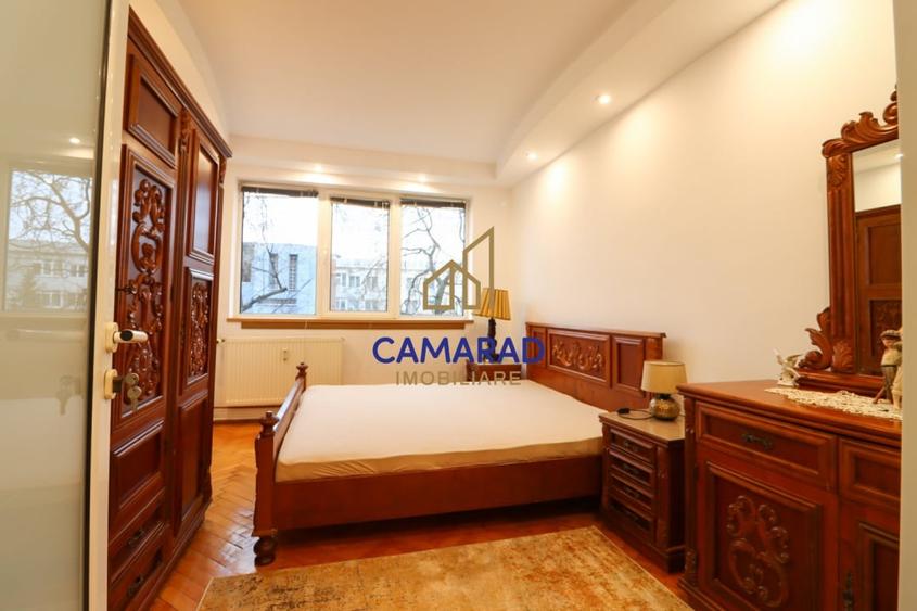 Apartament cu 3 camere decomandat, mobilat în Basarabia