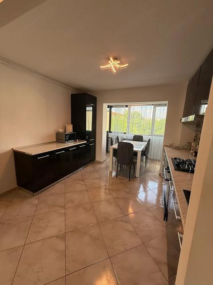 Apartament cu 3 camere decomandat în Take Ionescu