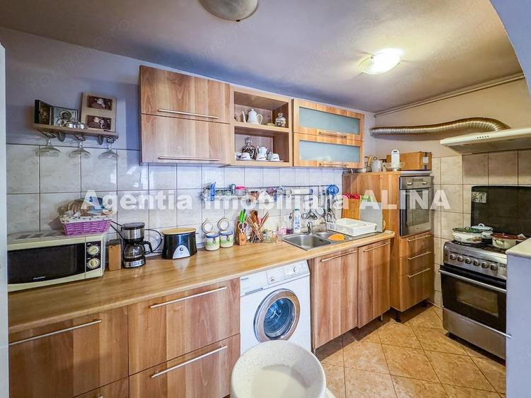 Casă cu 2 camere cu Teren 2086 Mp în Sântuhalm