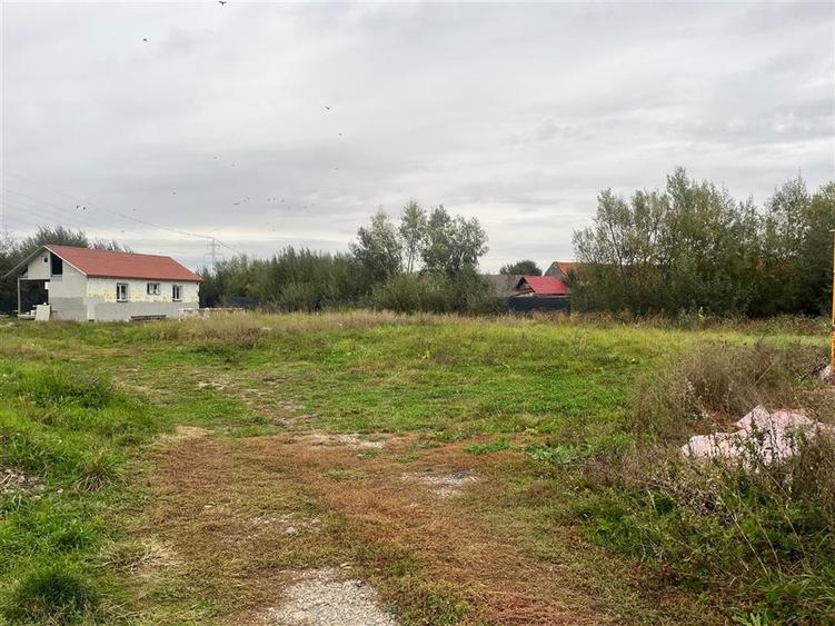 Teren Construcții intravilan de 800 mp, în Prejmer