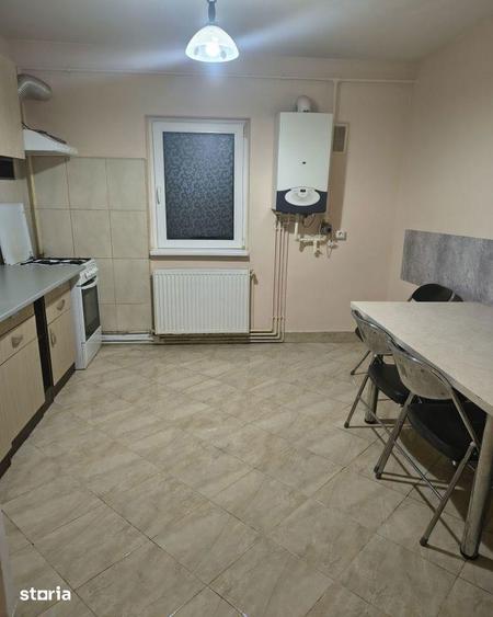 Apartament cu 2 camere semidecomandat, mobilat în Complex Studențesc
