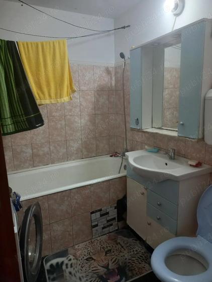 Apartament cu 3 camere decomandat în Gorjului