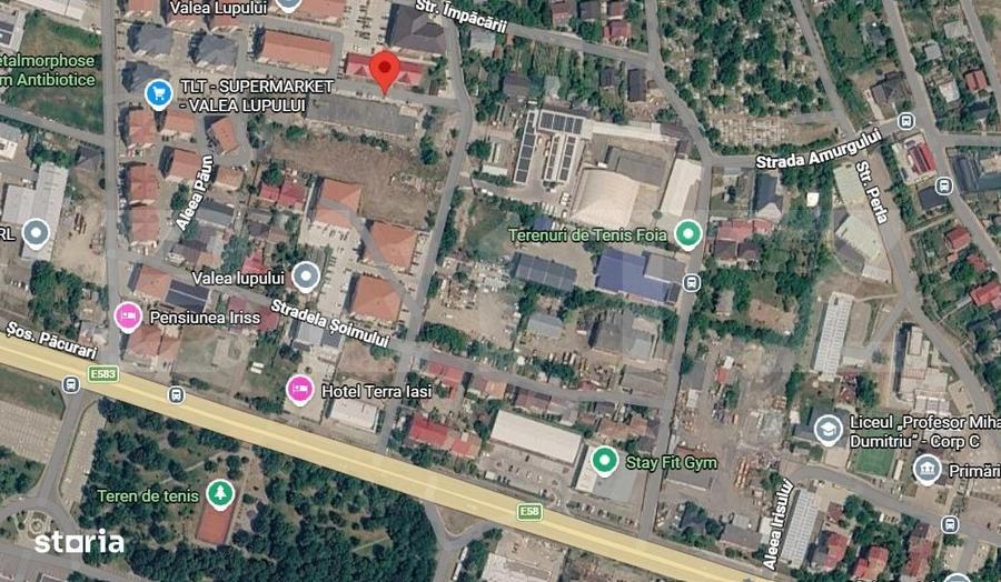 Spațiu comercial, în Uricani