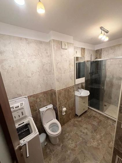 Apartament cu 2 camere decomandat, mobilat în Titan