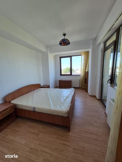 Apartament cu 5 camere decomandat, mobilat în Grivița