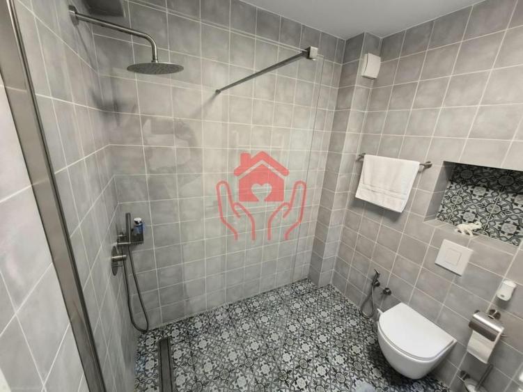 Apartament cu 3 camere decomandat, mobilat în Băneasa
