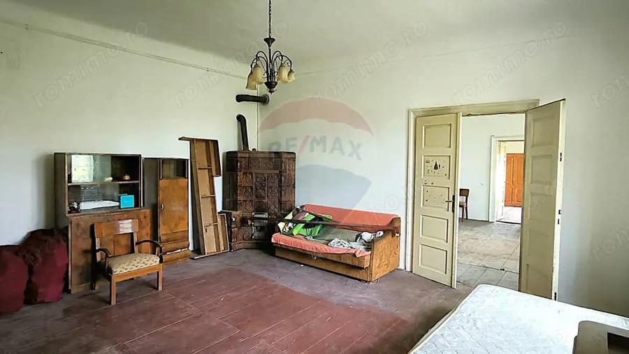 Casă cu 3 camere cu Teren 470 Mp în Dumbrăveni