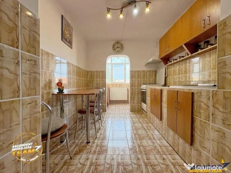 Apartament cu 2 camere decomandat în Central