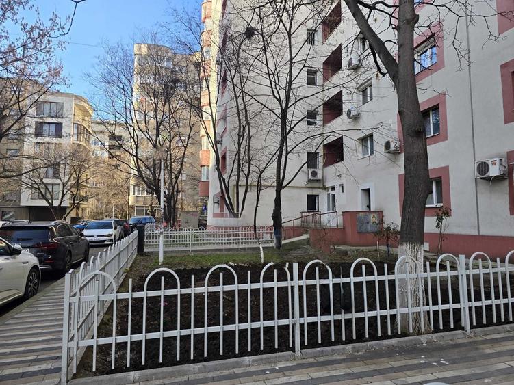 Apartament cu 2 camere decomandat în 13 Septembrie