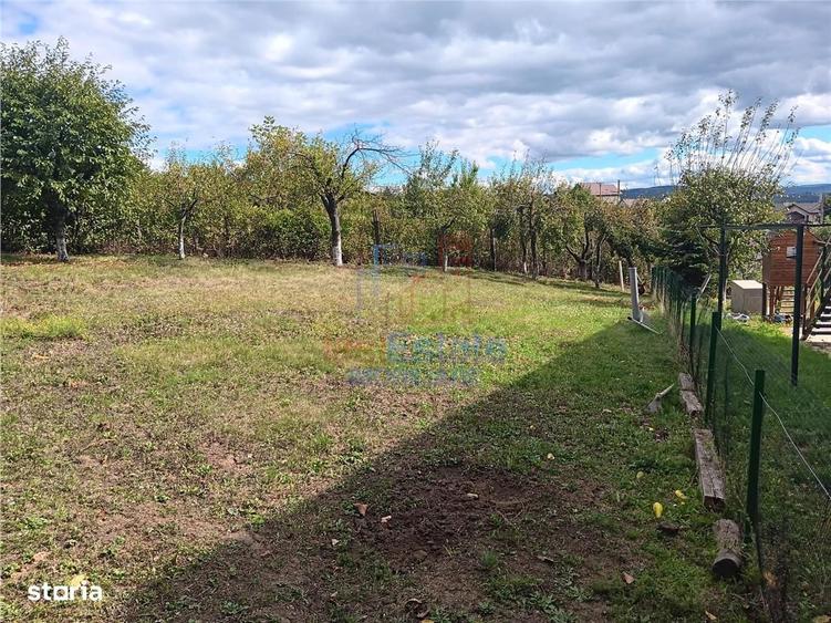 Valea Adanca str Biserica Sf Nicolae TEREN 585mp intravilan toate util - 2