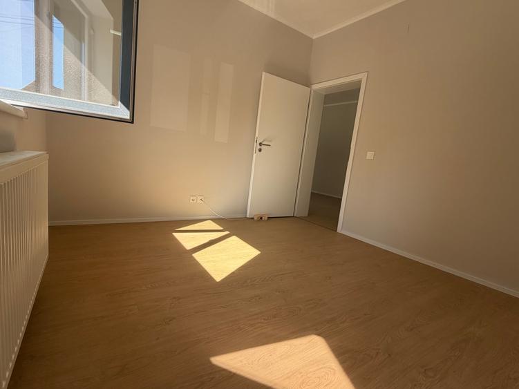 Apartament cu 3 camere decomandat în Braytim